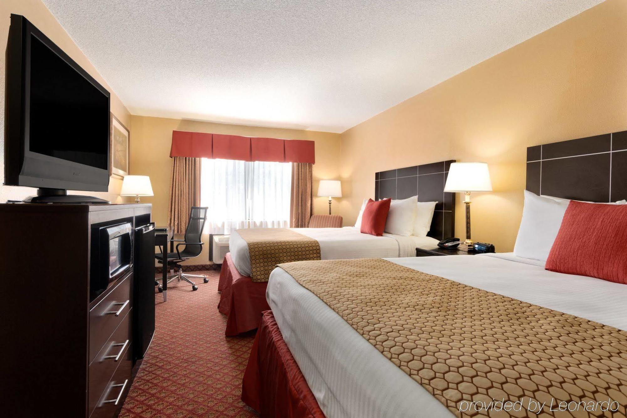 Broadway Inn & Suites Oklahoma Stadt Zimmer foto