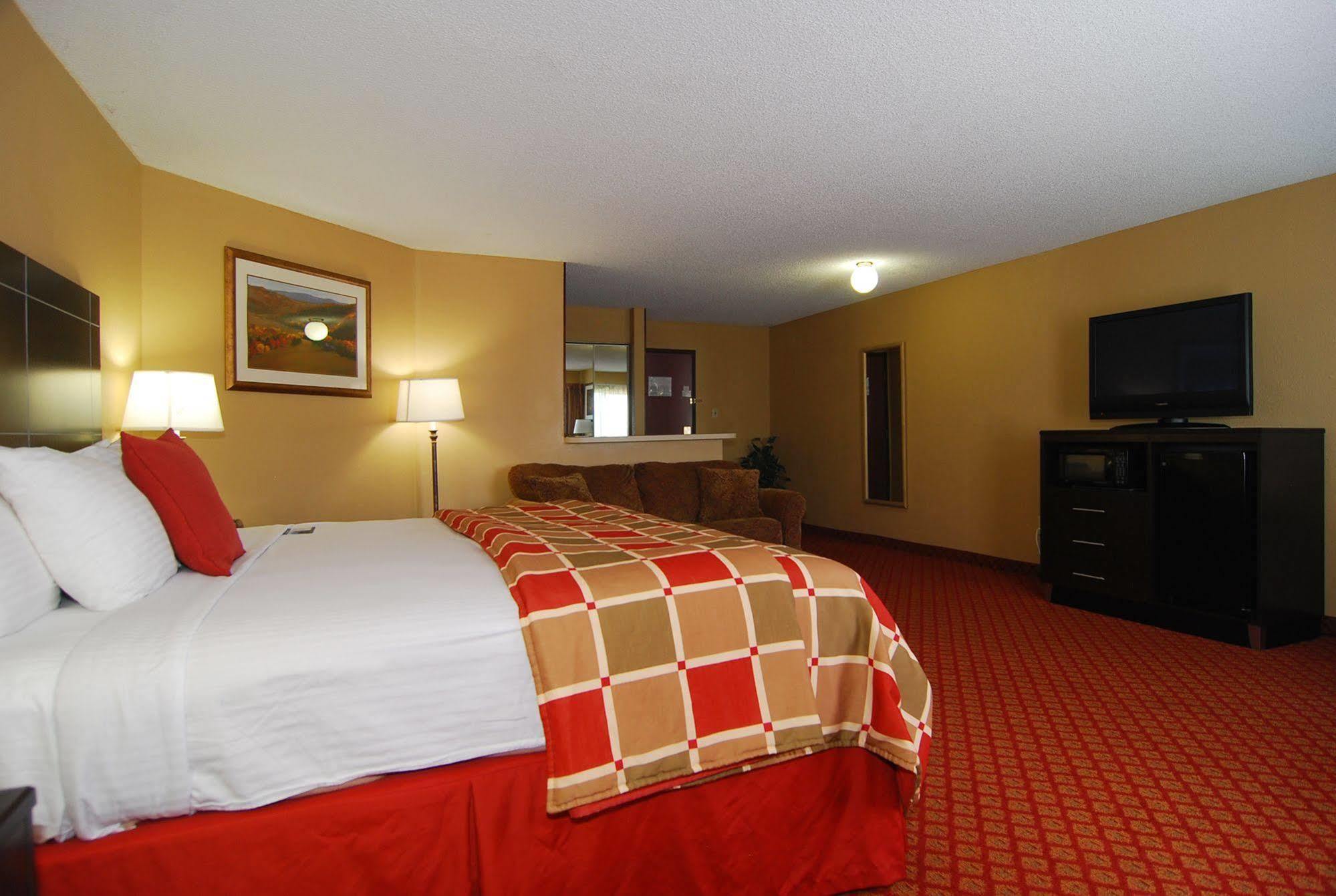 Broadway Inn & Suites Oklahoma Stadt Zimmer foto